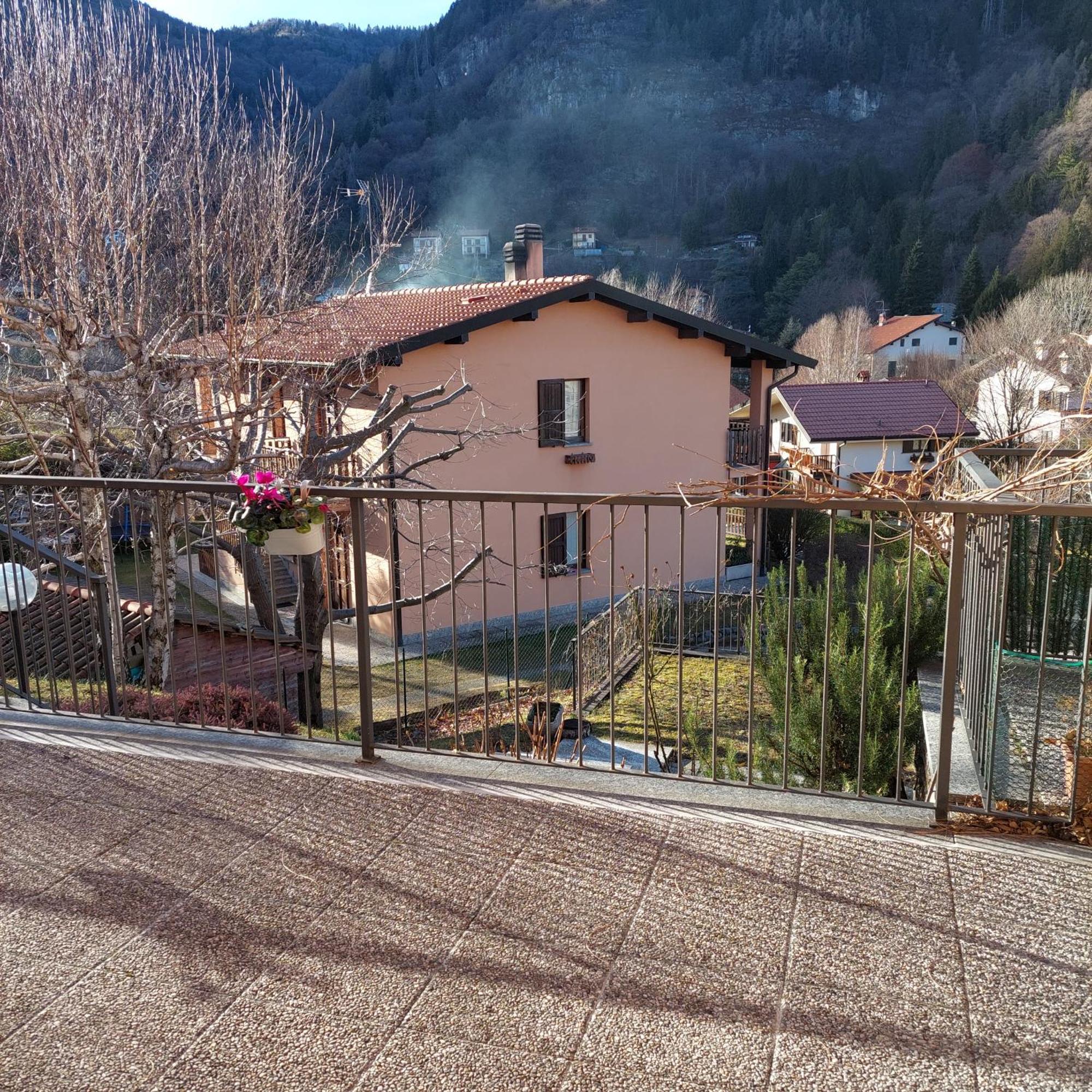 Casa Alberto - Appartamento Zona Bellagio Magreglio Eksteriør billede